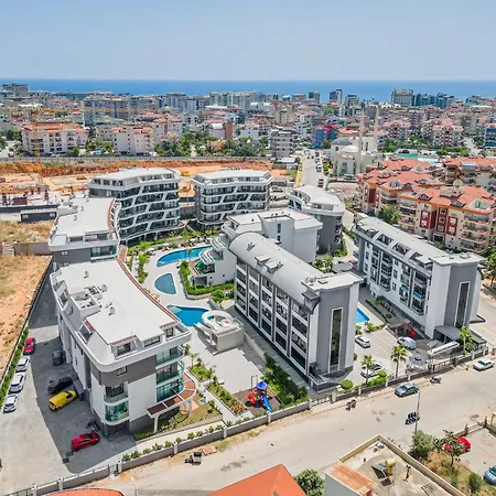 Full Aktiviteli Merkezi Konumda Tatil Alanya