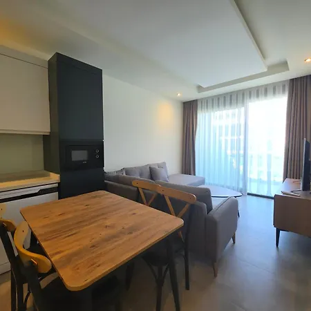 Appartement Full Aktiviteli Merkezi Konumda Tatil Alanya