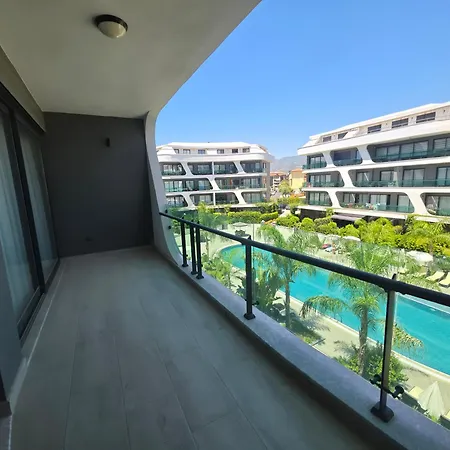 Full Aktiviteli Merkezi Konumda Tatil Alanya