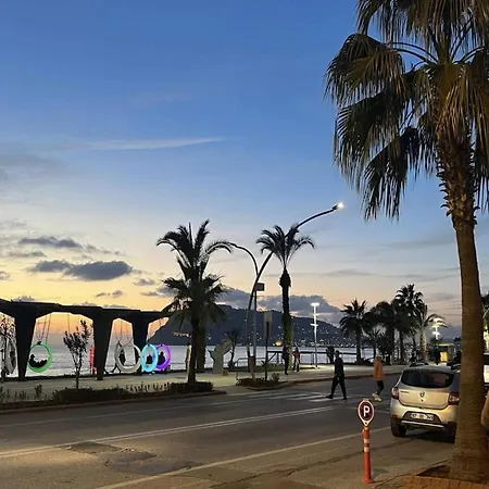 Full Aktiviteli Merkezi Konumda Tatil Alanya